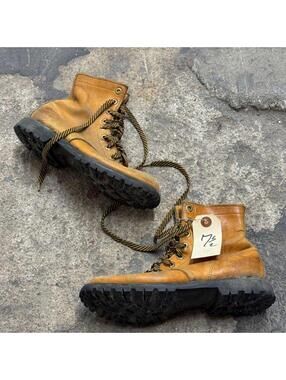 Vintage 70s Honey Tan Leather Hiking Boots Workwear 7.5